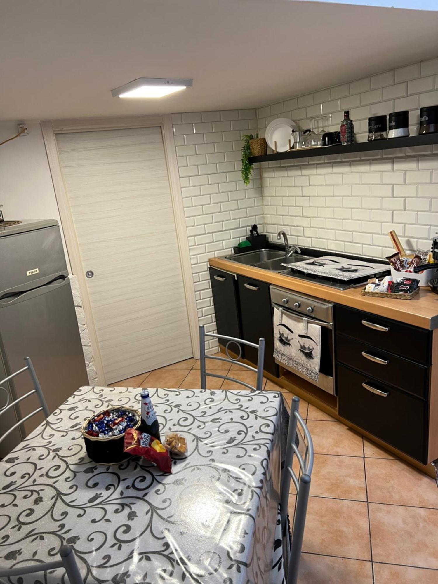 Sciusciu House * Naples